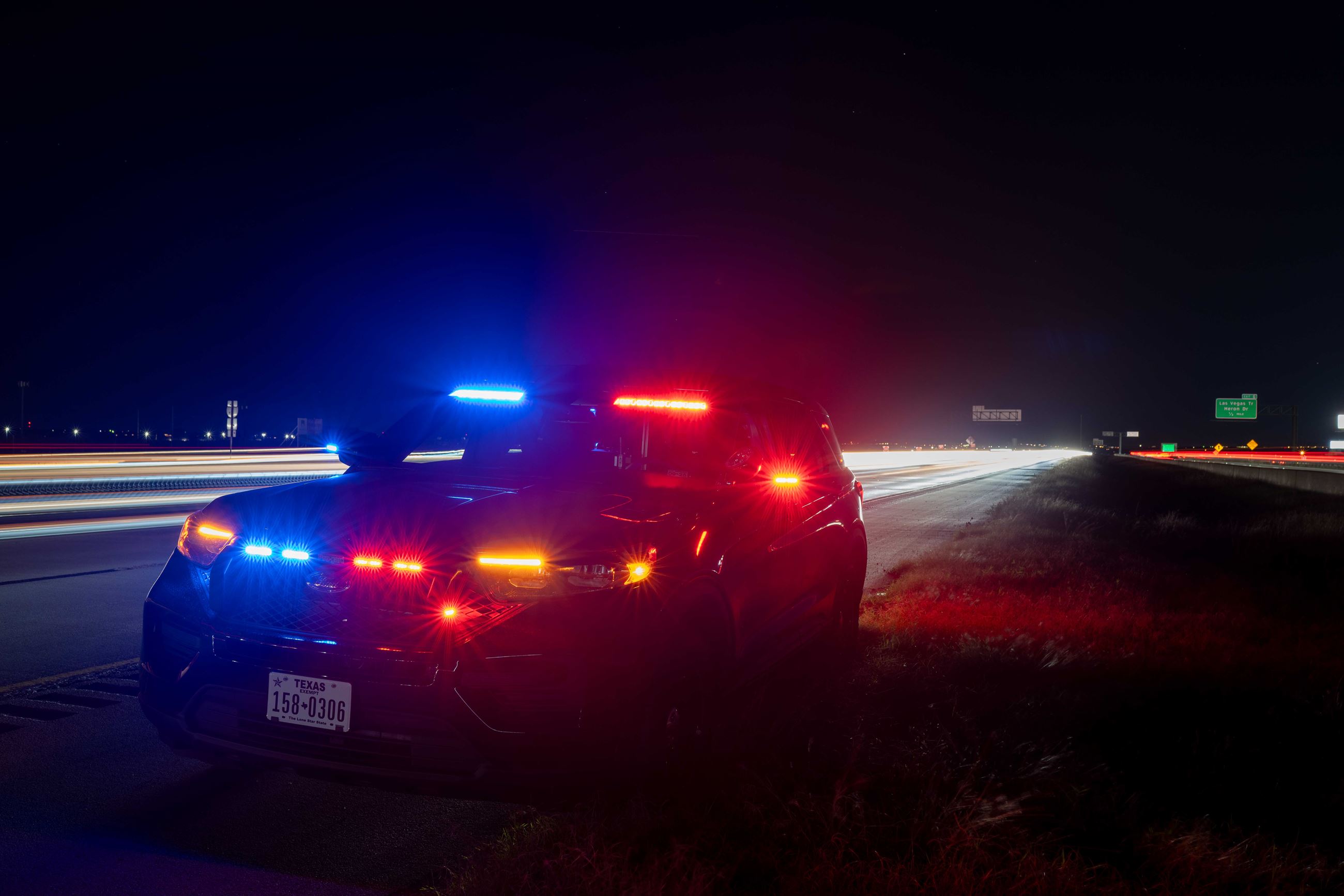 Light Trails Unmarked Ford Explorer 